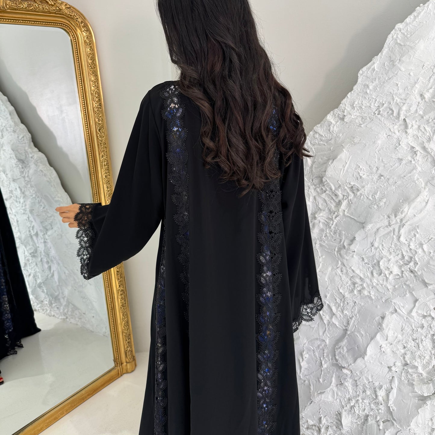 Manal Abaya