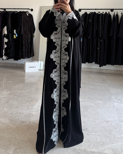 Dania Abaya
