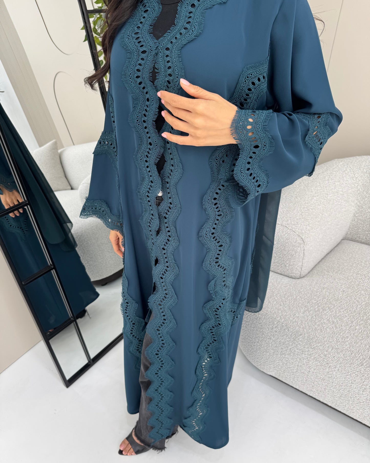 Zoya Abaya