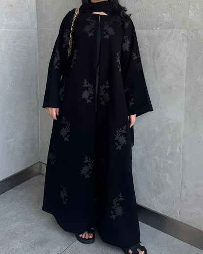 Nuwair Abaya