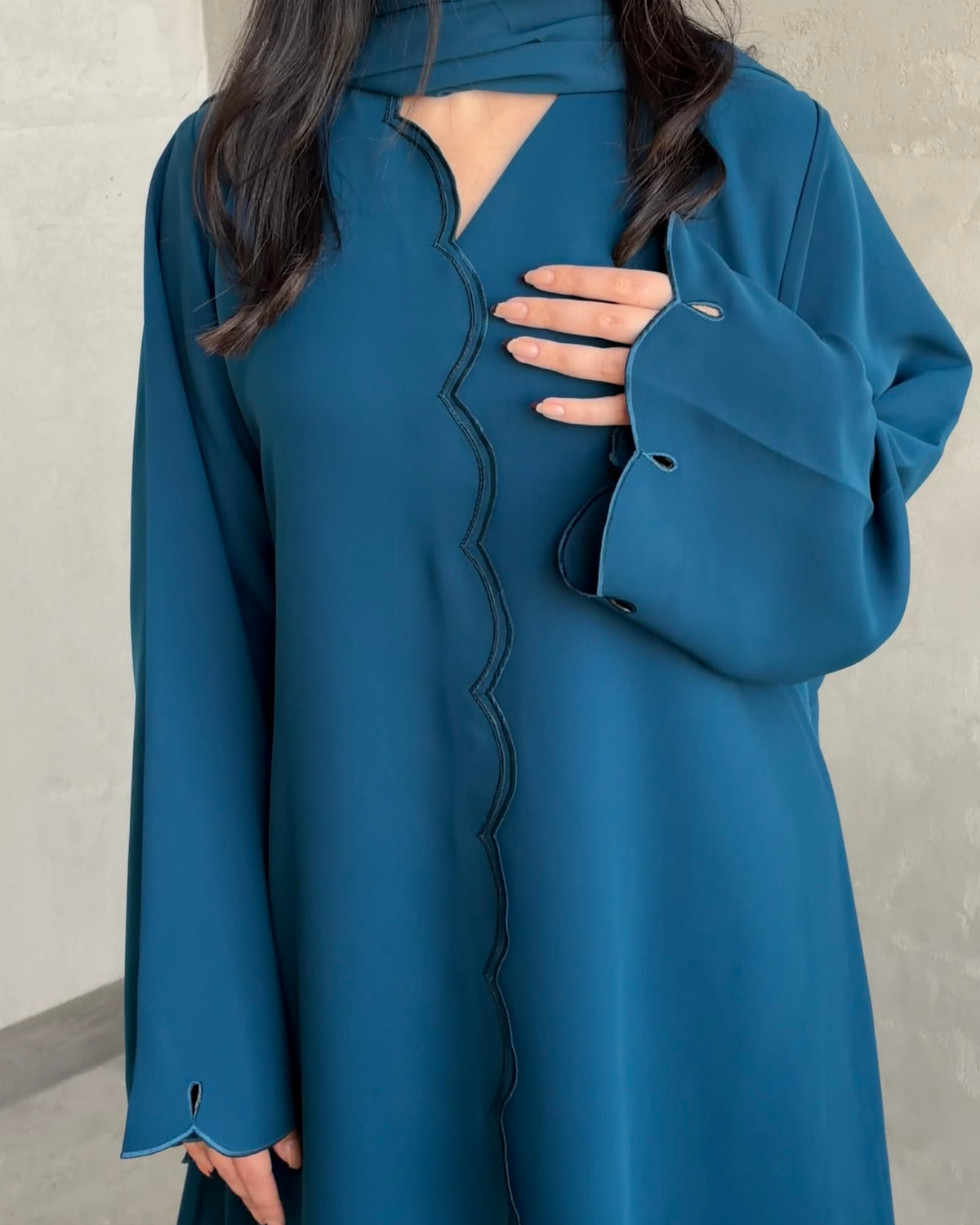 Almas Abaya