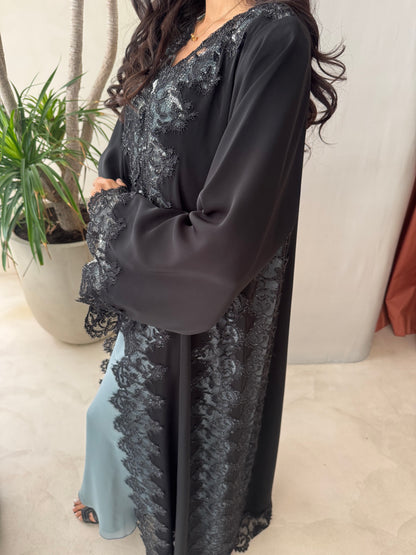 Qamar Abaya