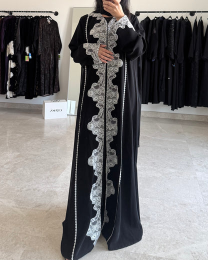 Dania Abaya