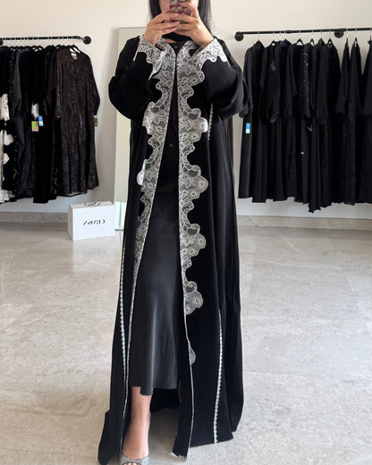 Dania Abaya
